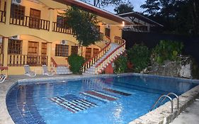 Hotel Tres Banderas